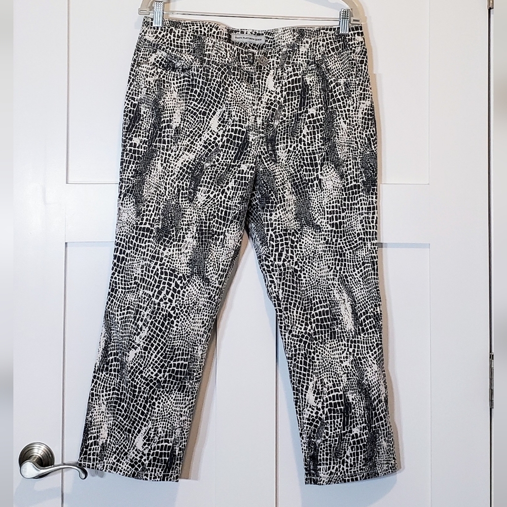 Chico's Platinum Denim Ultimate Fit Snakeskin Cropped Pants Mid-rise Siz…